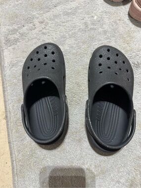 CROCS Kids Black Glitter Classic Clogs